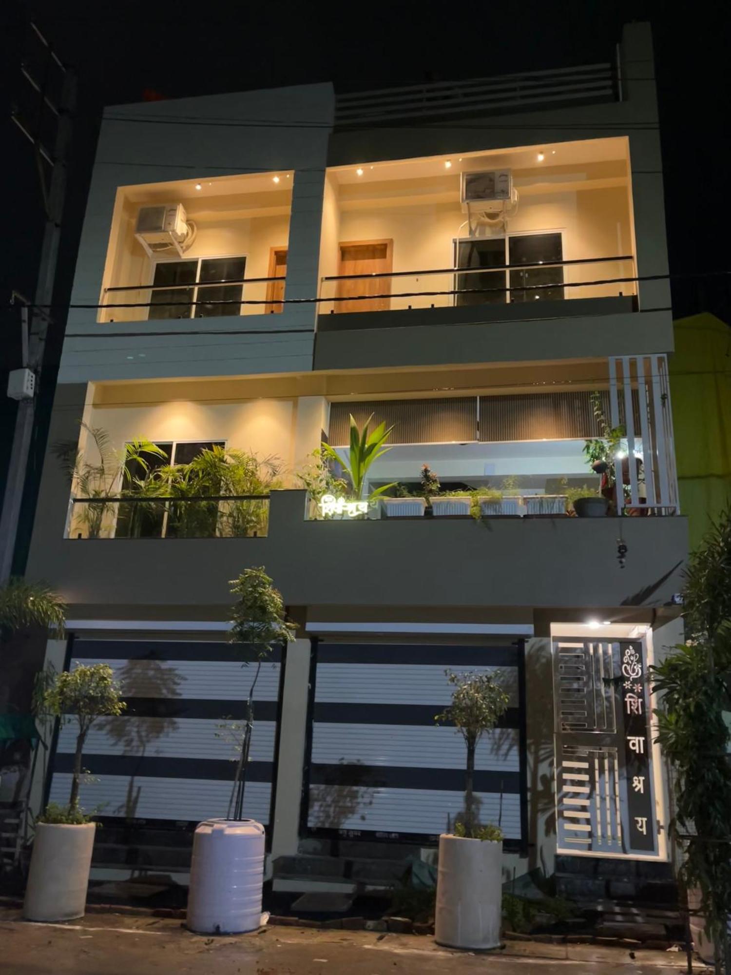 Hotel Shivashray Luxury Stays & Inn Ujjain Dış mekan fotoğraf