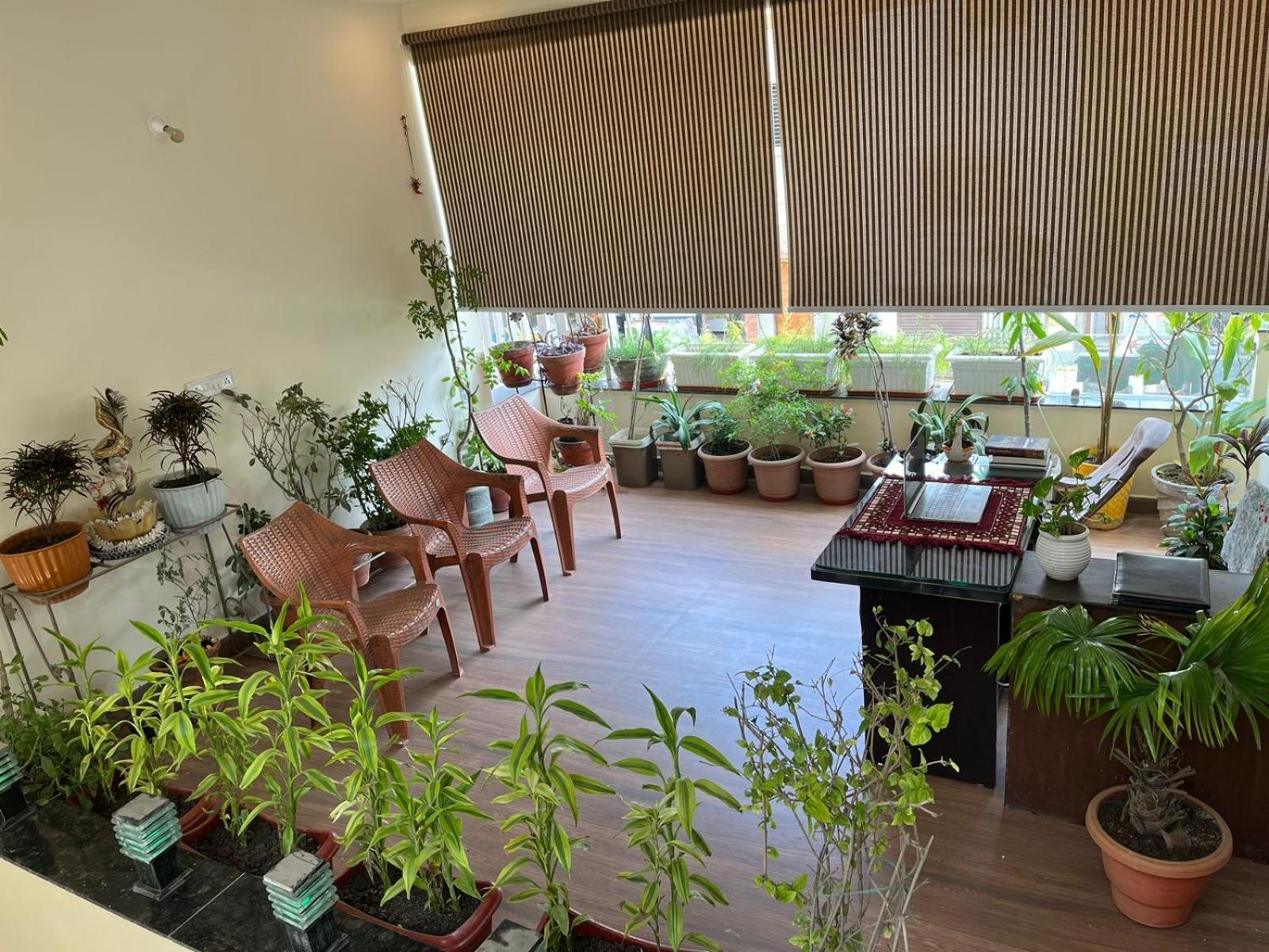 Hotel Shivashray Luxury Stays & Inn Ujjain Dış mekan fotoğraf