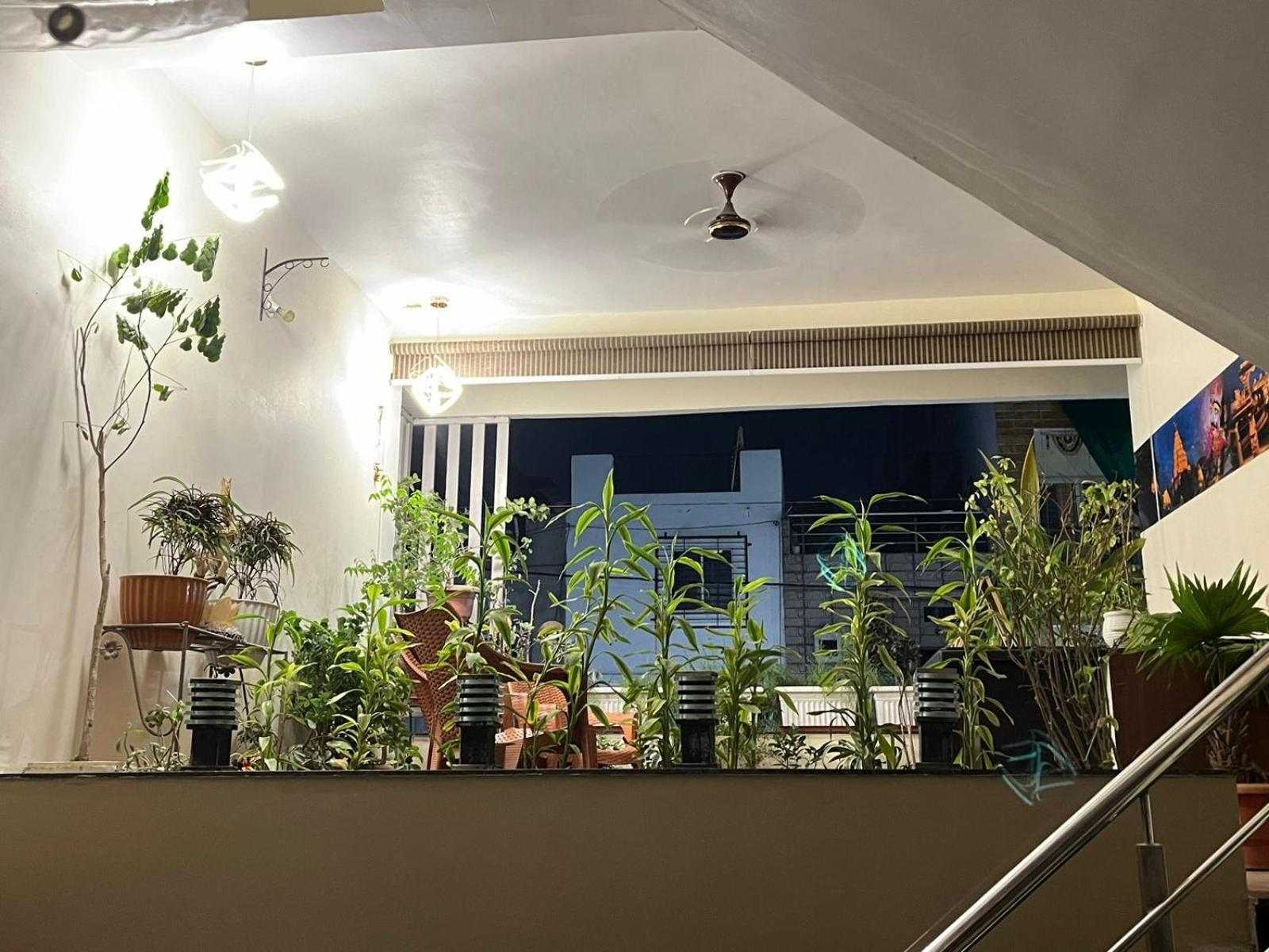 Hotel Shivashray Luxury Stays & Inn Ujjain Dış mekan fotoğraf