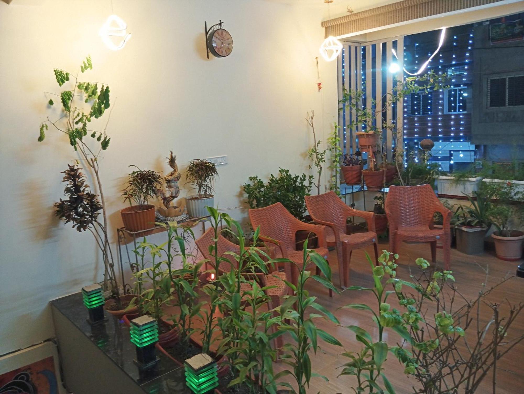 Hotel Shivashray Luxury Stays & Inn Ujjain Oda fotoğraf